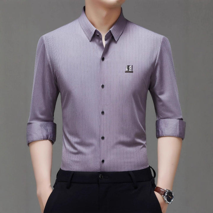 Elegant shirt for men with a textured design and modern accents Lune London