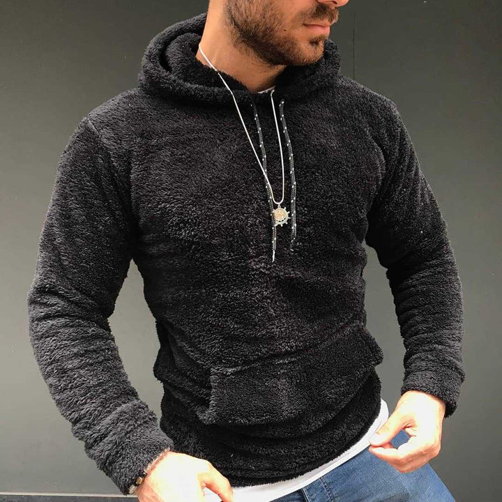 Cozy fleece sweater for men with practical kangaroo pocket and hood Lune London