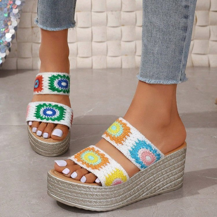 Women High-Quality Platform Sandals with Colorful Embroidered Design and Comfortable Insole Lune London