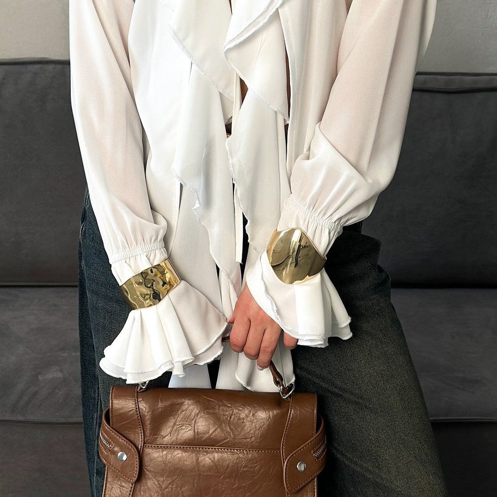 Blouse women with voluminous ruffles and shiny cuffs Lune London
