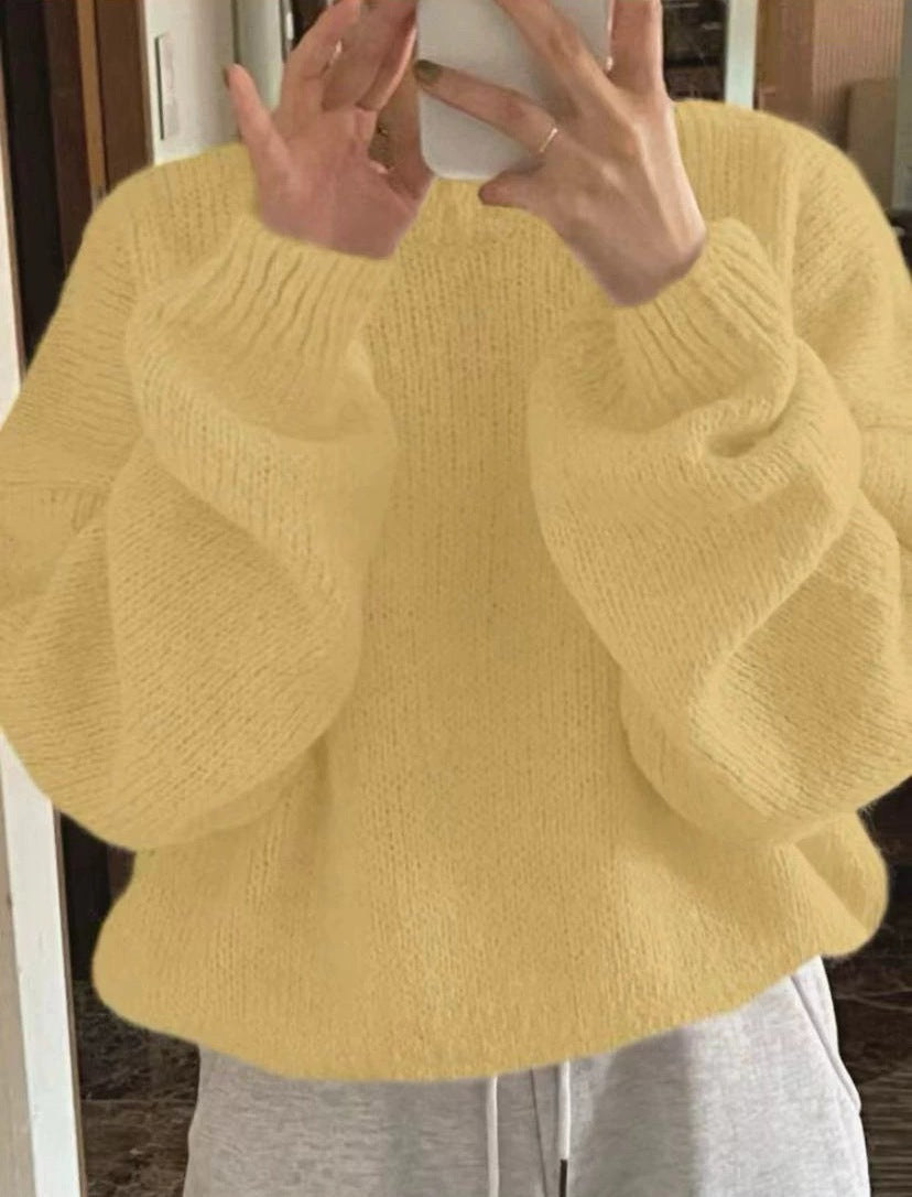 Comfortable and oversized women's sweater Lune London