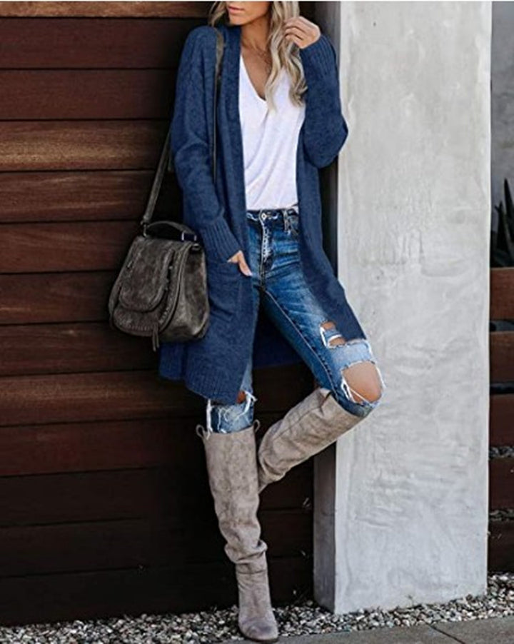 Knitted coat for women with open fronts and a casual chic design