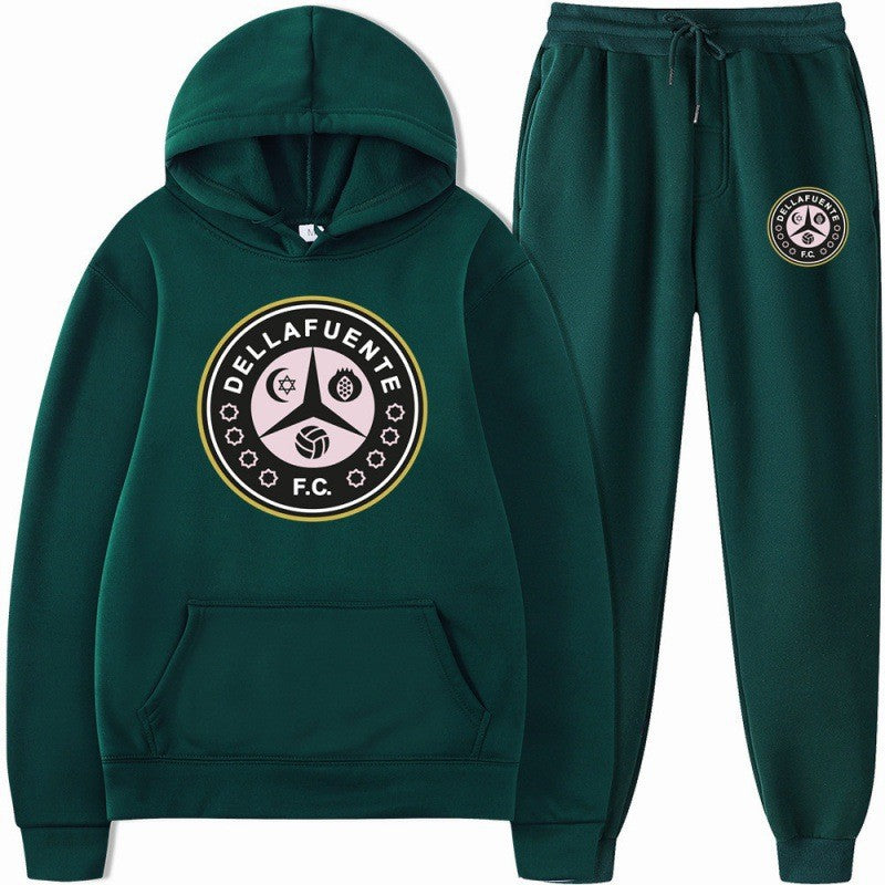 Women's tracksuit with sporty logo and comfortable fit Chic & Stil