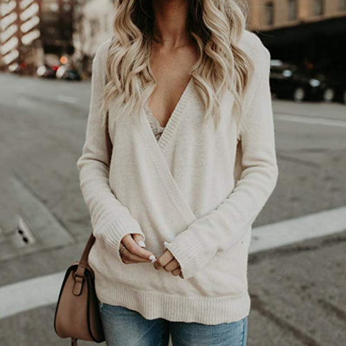 Knit sweater for women with V-neck casual fit Lune London