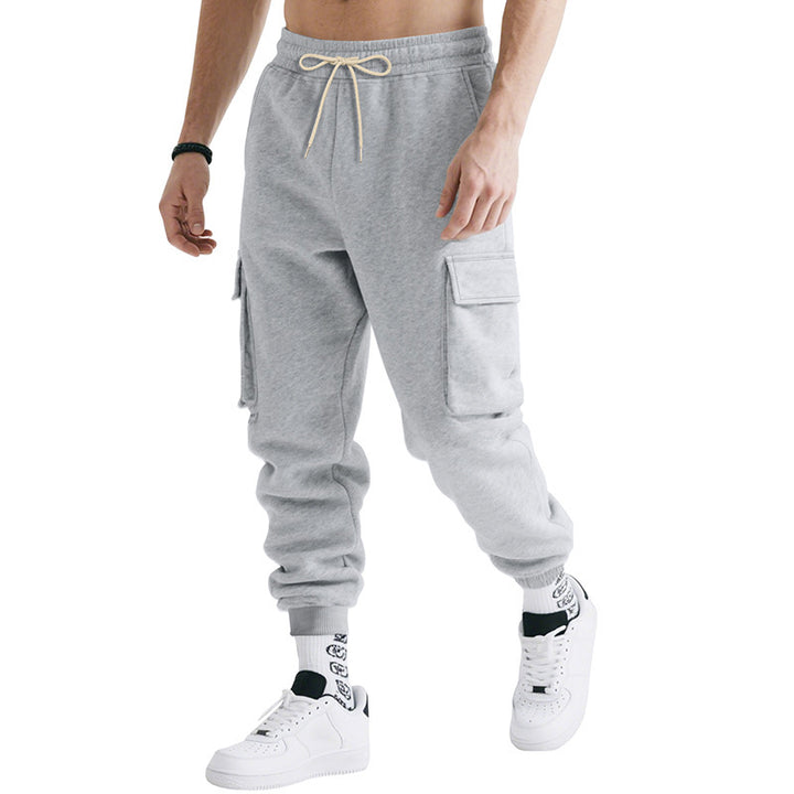 Men's cargo jogger pants with practical side pockets and elastic waist Lune London