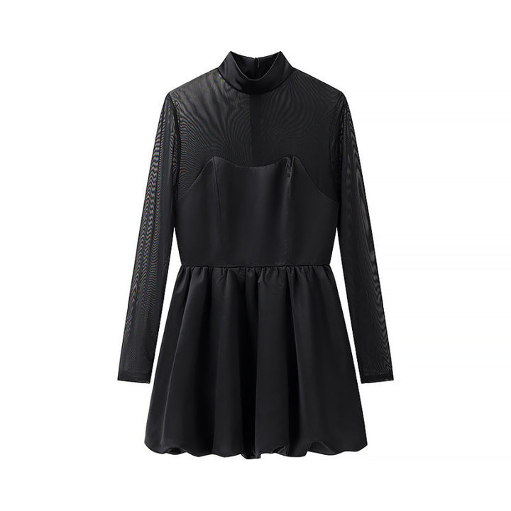 Robe élégante pour femmes avec manches transparentes et col haut Chic & Stil