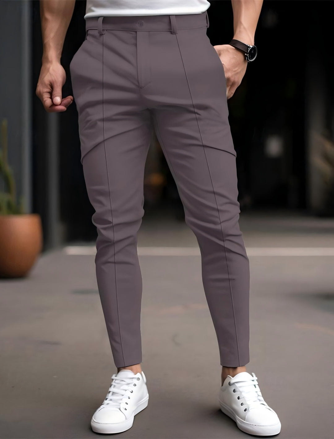 Pantalon chino slim-fit à la mode pour hommes avec taille élastique et poches polyvalentes Lune London