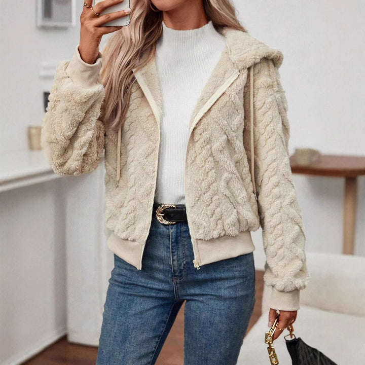 Trendy plush jacket for women with hood and ribbed edges Lune London