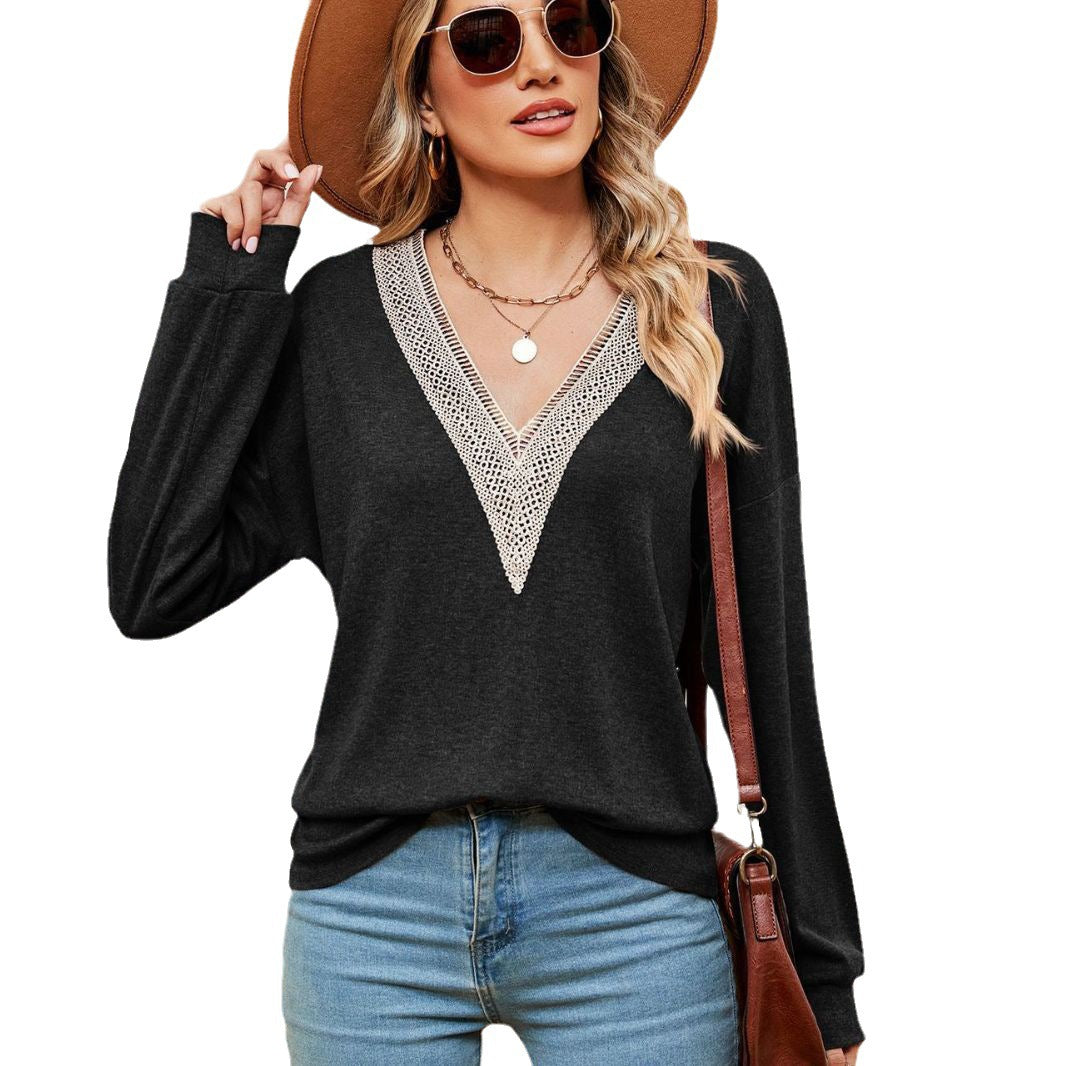 Women's V-neck sweater with lace accents and relaxed fit Lune London