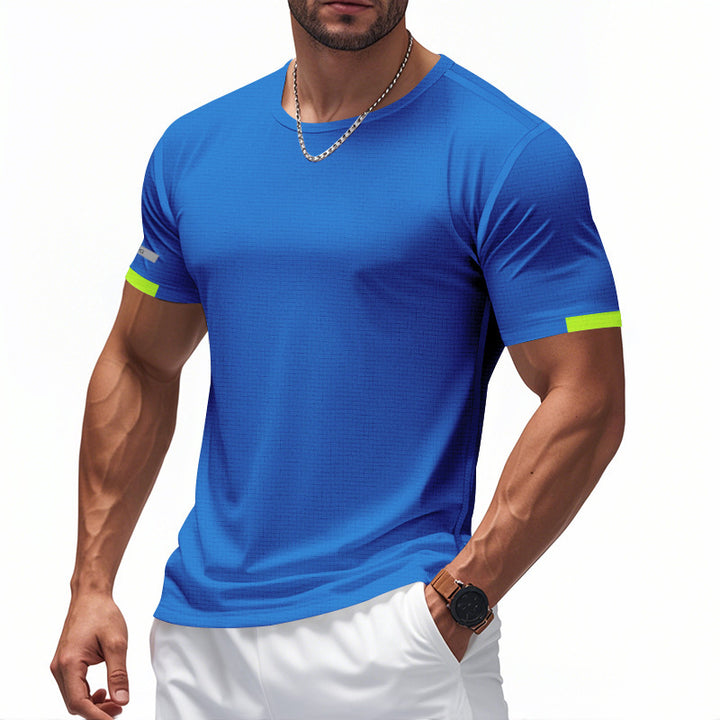 Functional t-shirt for men with breathable design and reflective details Lune London