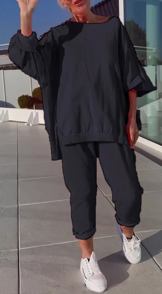 Ladies chic leisure outfit