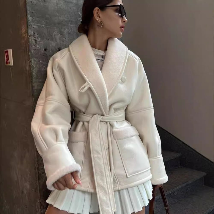 Oversized women's jacket with high-quality interior Lune London