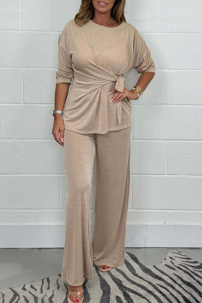 Casual lounge set for women with bow detail and loose fit Lune London