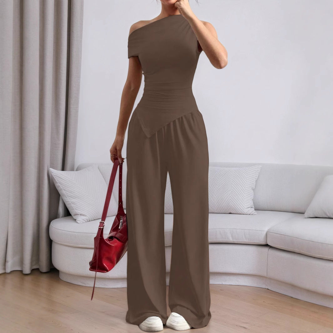 Combinaison tendance pour femme avec design asymétrique et poches Chic & Stil
