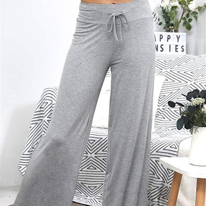 Loose leisure trousers for women with elastic waistband and adjustable drawstring Lune London