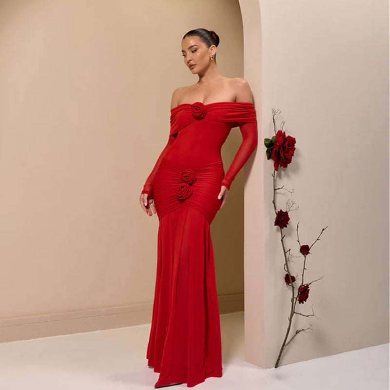 Elegant maxi dress with ruffles for women with an exposed neckline design Lune London