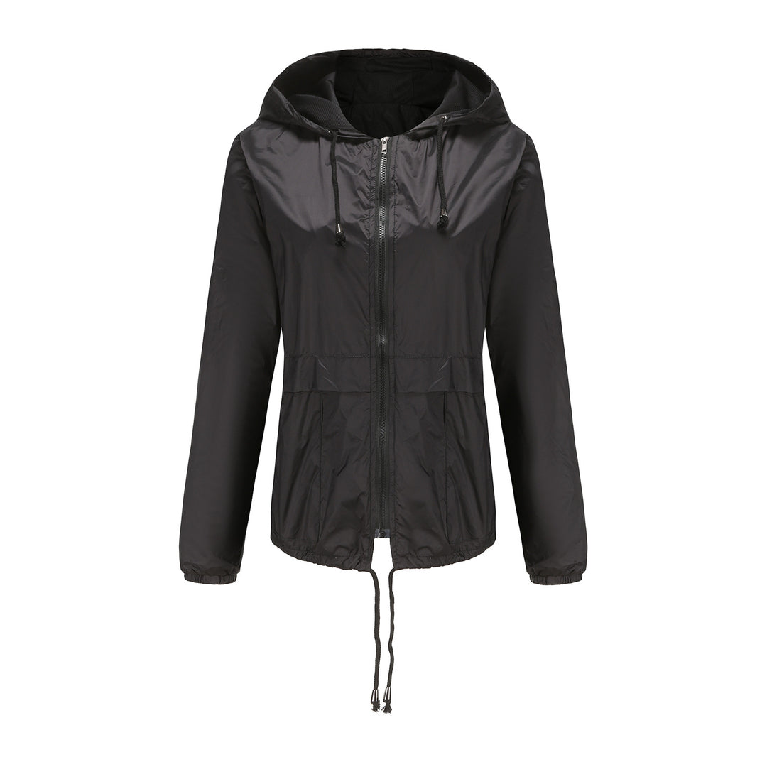 Women's sporty windbreaker jacket with adjustable hood and elastic cuffs Lune London