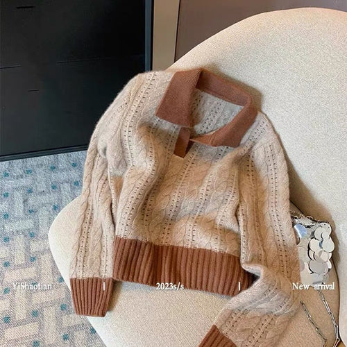 Pull en tricot pour femmes avec col Chic & Stil