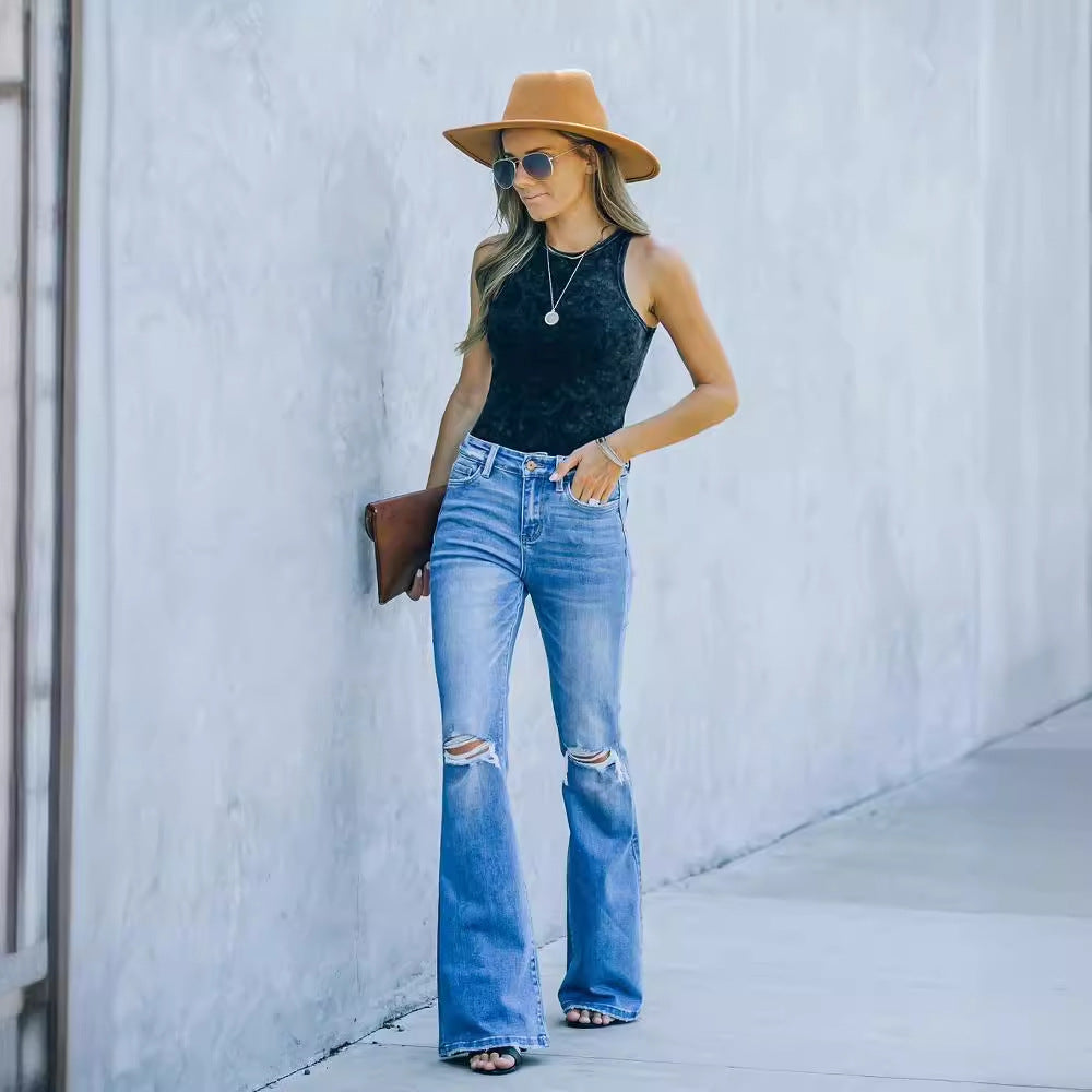 Women's flared jeans with ripped details and high waist Lune London
