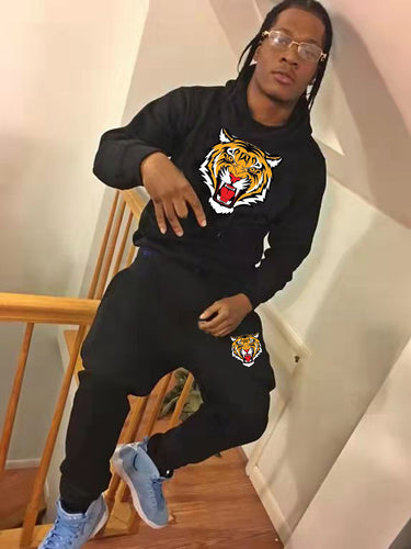 Men's sporty hoodie set and joggers with tiger pattern Lune London