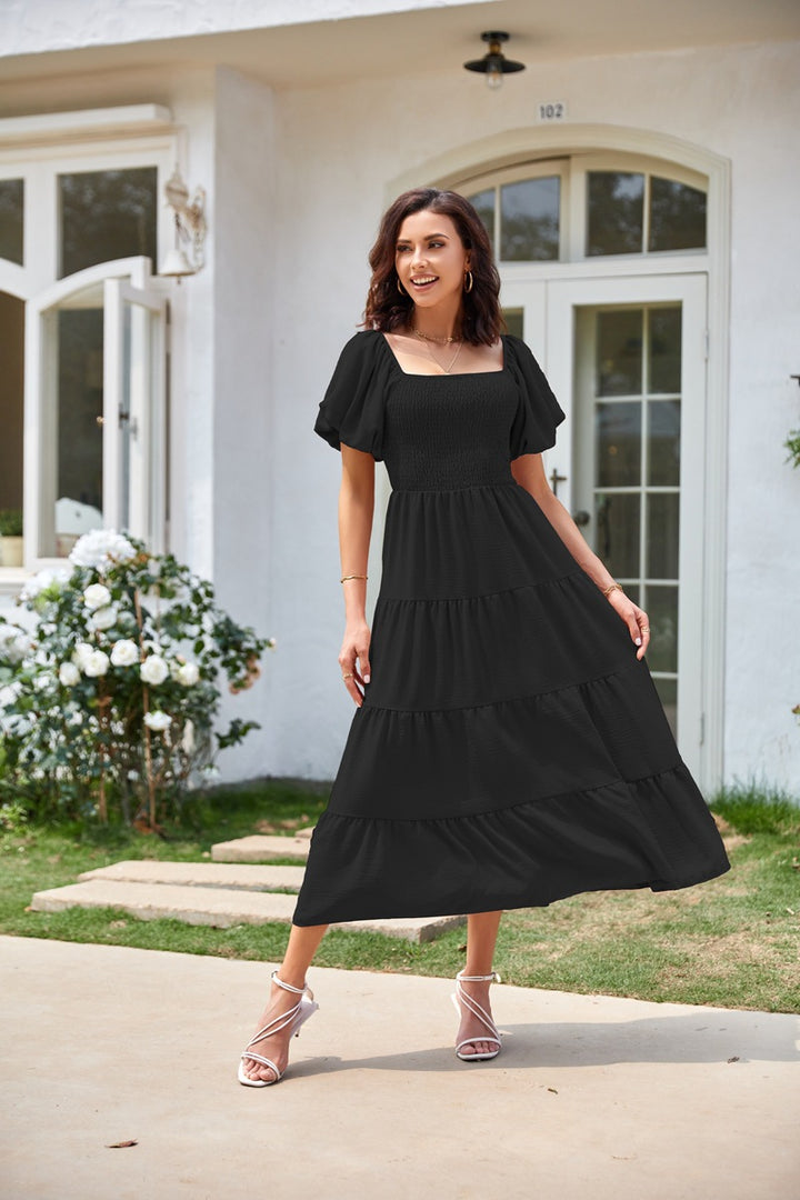 Maxi dress for women with slightly voluminous sleeves Lune London