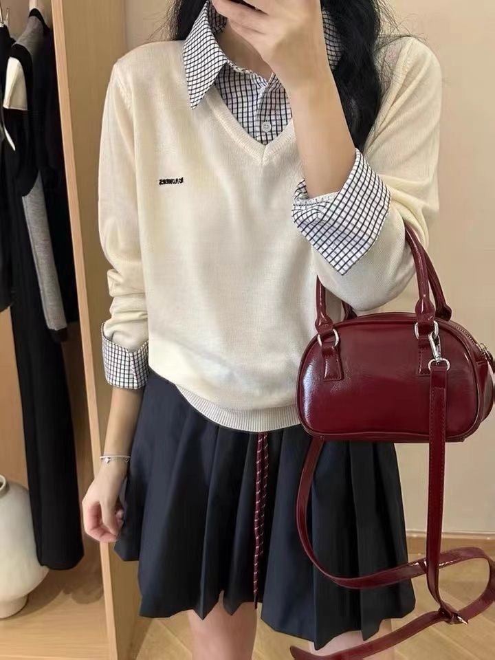 Casual V sweater for ladies with shirt collar and original design Lune London