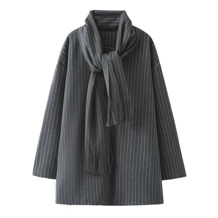 Trendy women's quilted jacket with asymmetrical collar and an elegant scarf Lune London