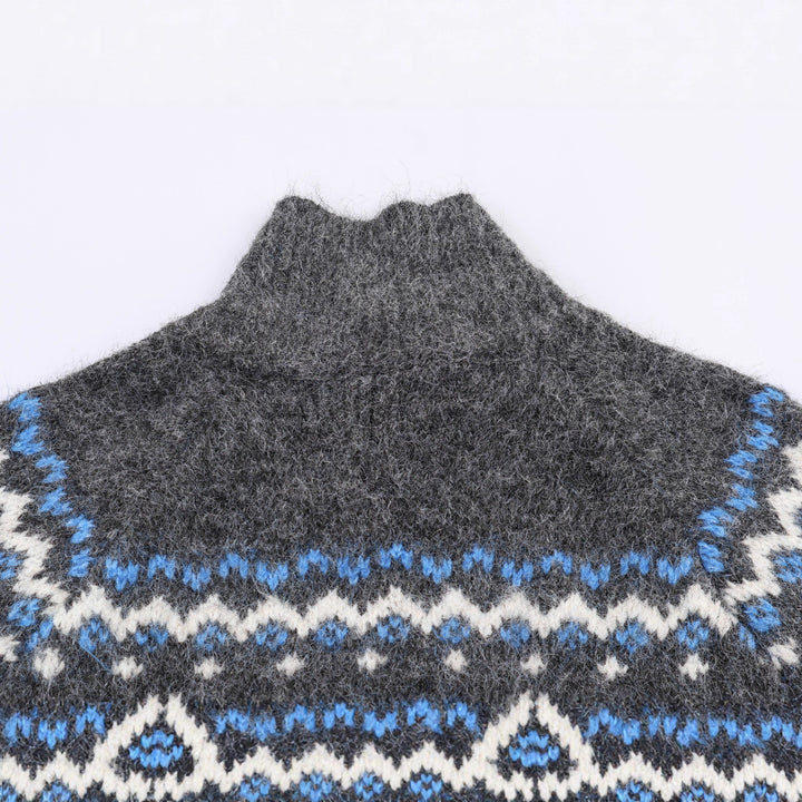 Knitted jacket for women with a classic Norwegian design and an elegant high collar Lune London