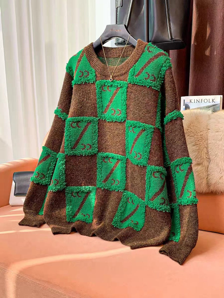 Women Large Oversized Sweater with Chic Graphic Design and Style