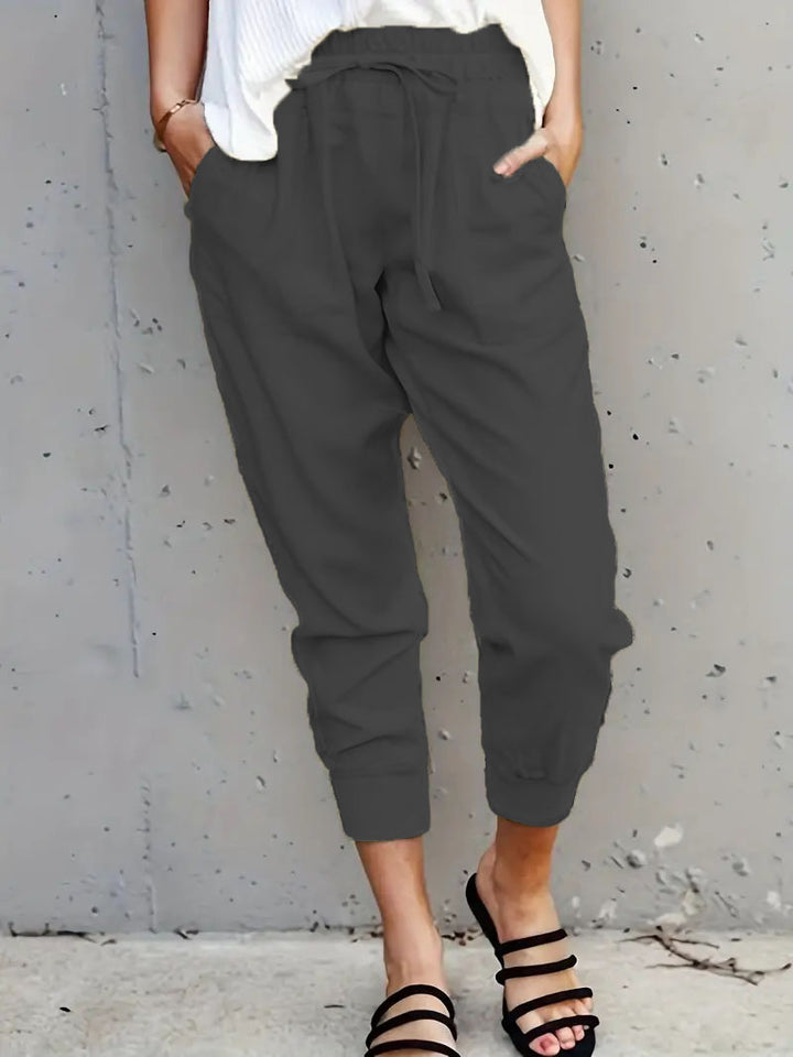 Comfortable leisure pants for women with elastic waistband Lune London