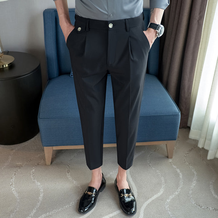 Elegant suit pants for men with modern cut and practical pockets Lune London