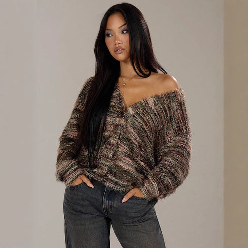 Pull en maille aérienne pour femmes avec décolleté en V profond et couleur dégradée charmante Chic & Stil
