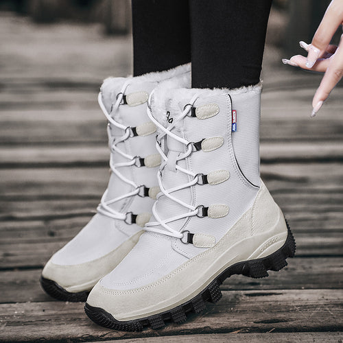 Winter boots for women with insulating lining and non-slip sole Lune London