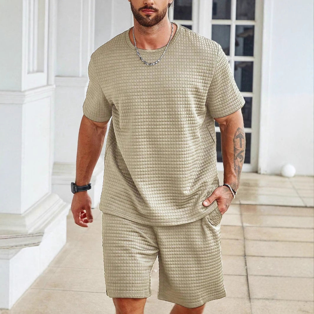 Men's sporty top with structured design and comfortable shorts Lune London