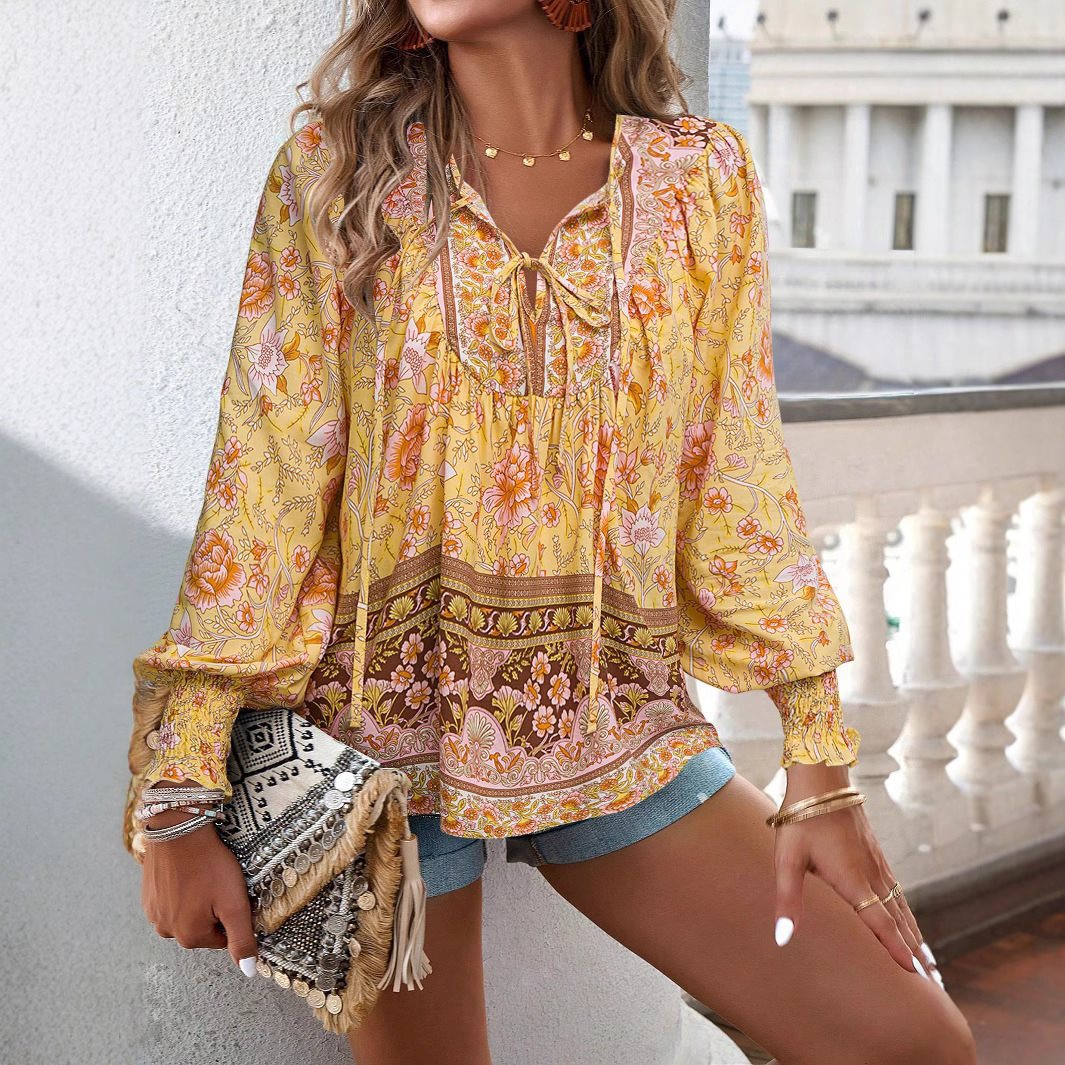 Lightweight women's blouse with a refined floral design and a relaxed fit Lune London