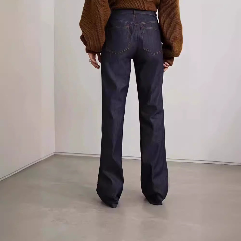 High-waisted wide-leg jeans for women in a classic style with chic and stylish solid details