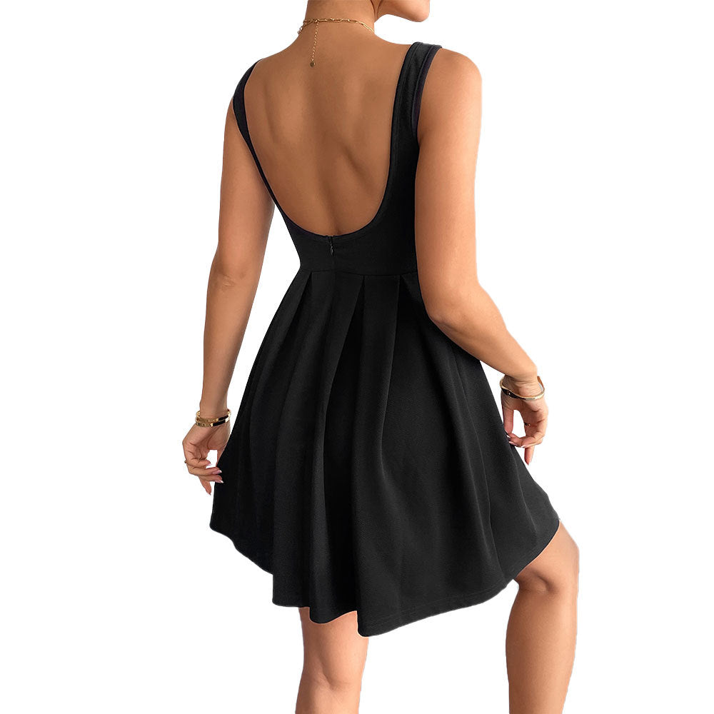 Robe ajustée pour femmes avec jupe évasée et décolleté élégant Chic & Stil
