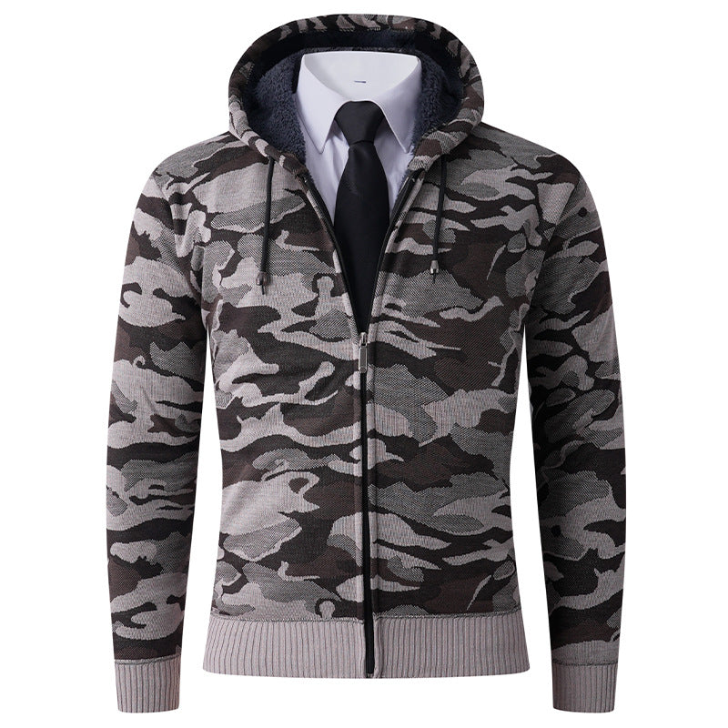 Trendy hoodie for men with a stylish camouflage design Lune London