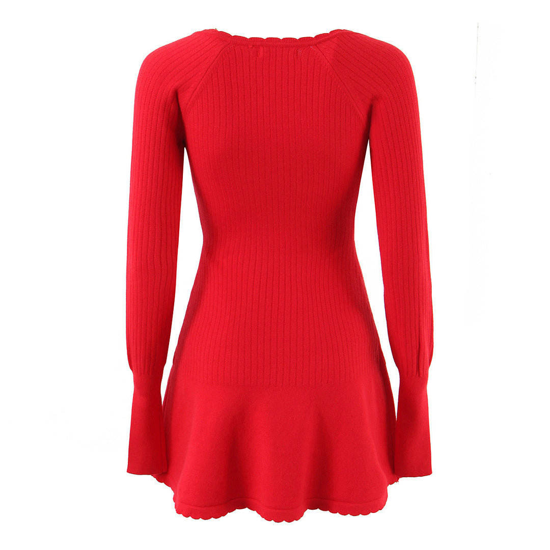 Pull en tricot pour femmes avec un élégant décolleté en V et un joli ourlet à volants Lune London