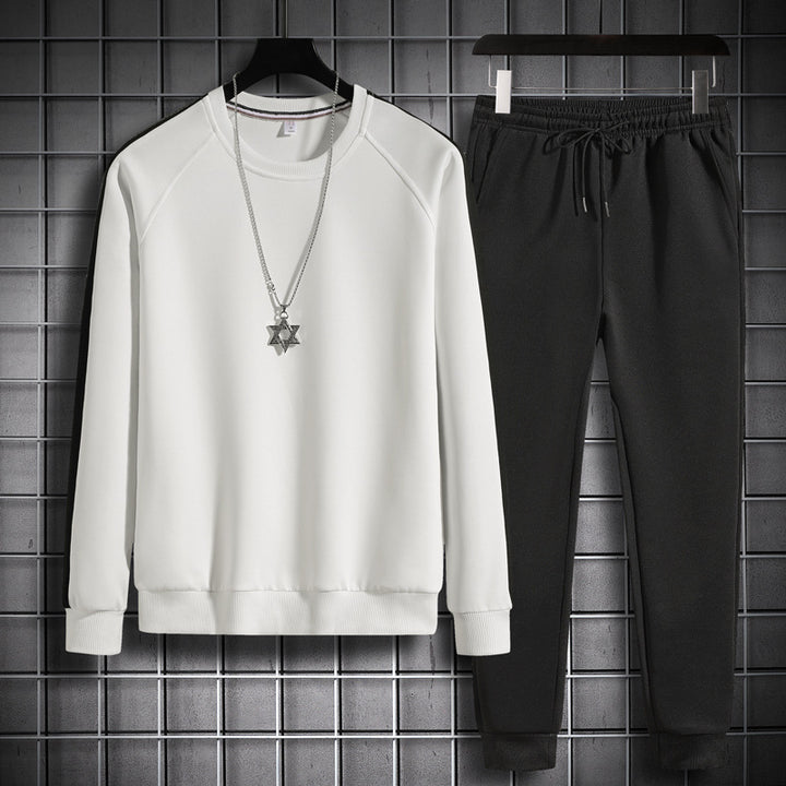 Casual sweatshirt and jogger pants set for men Lune London