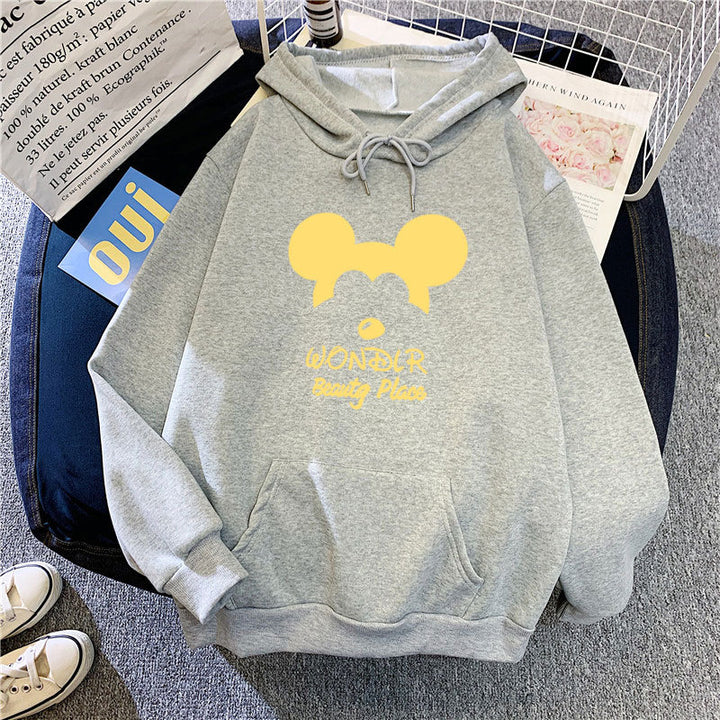 Women's hoodie with playful animal motif Chic & Stil