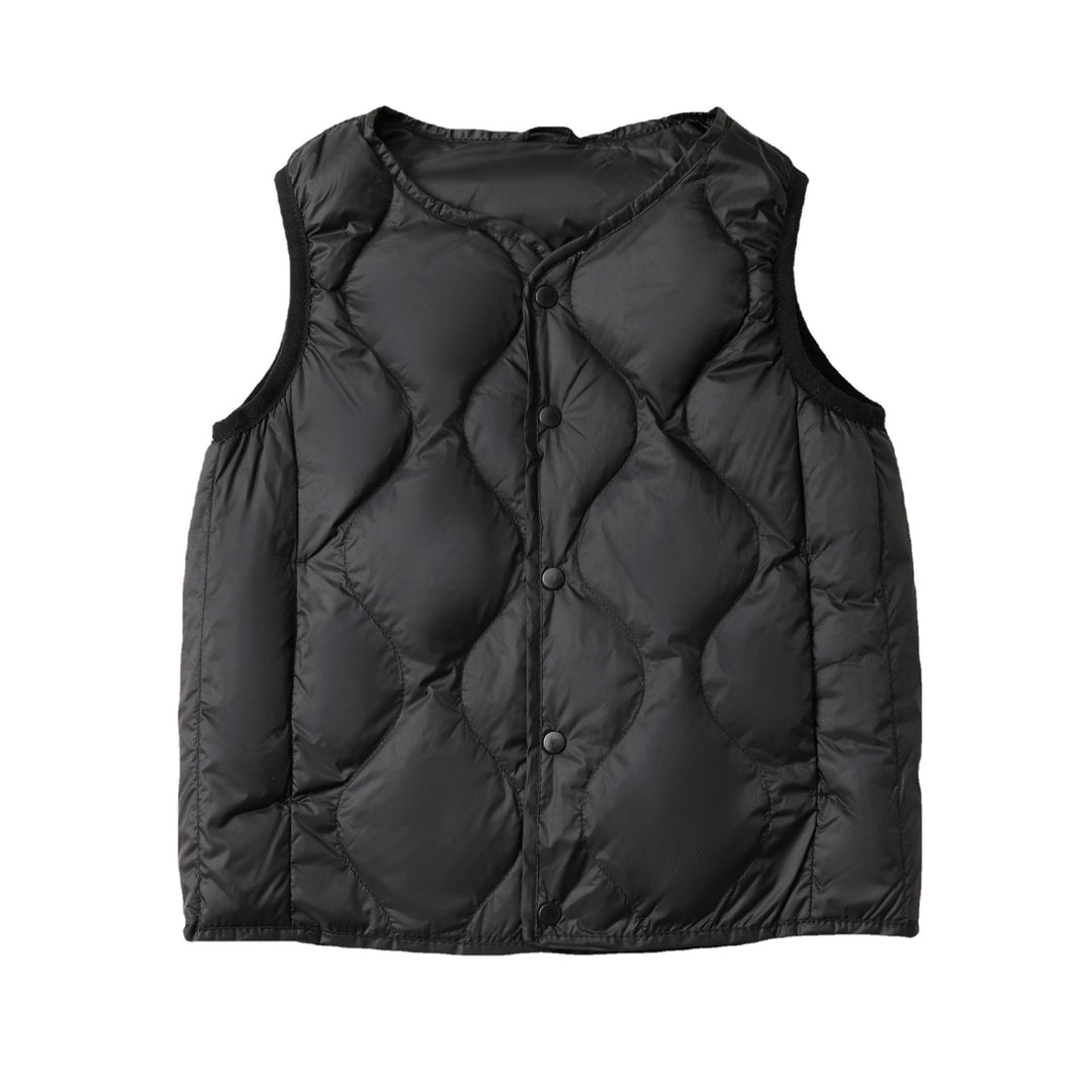 Sleeveless women's jacket with a stylish quilted pattern and functional snap buttons Lune London