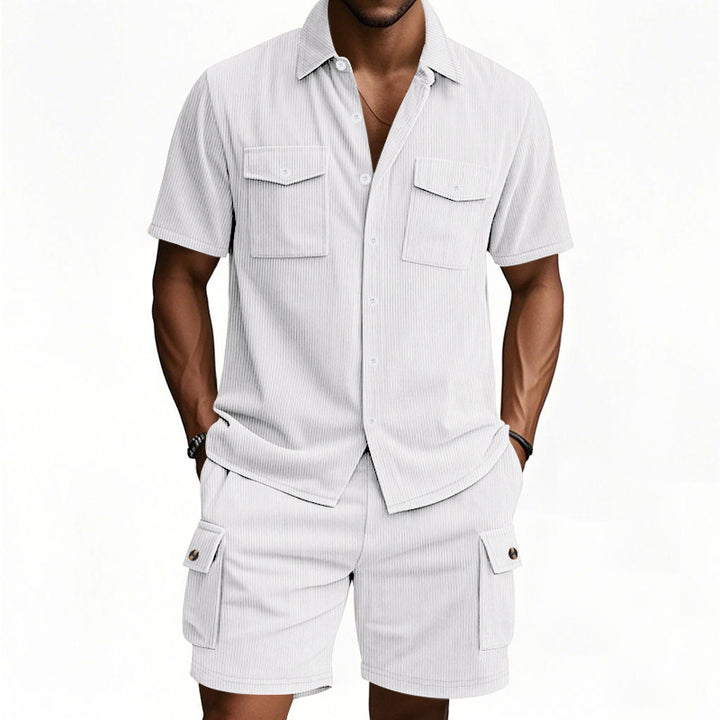 Casual shirt for men and shorts set with practical chest pockets and elastic waistband Lune London