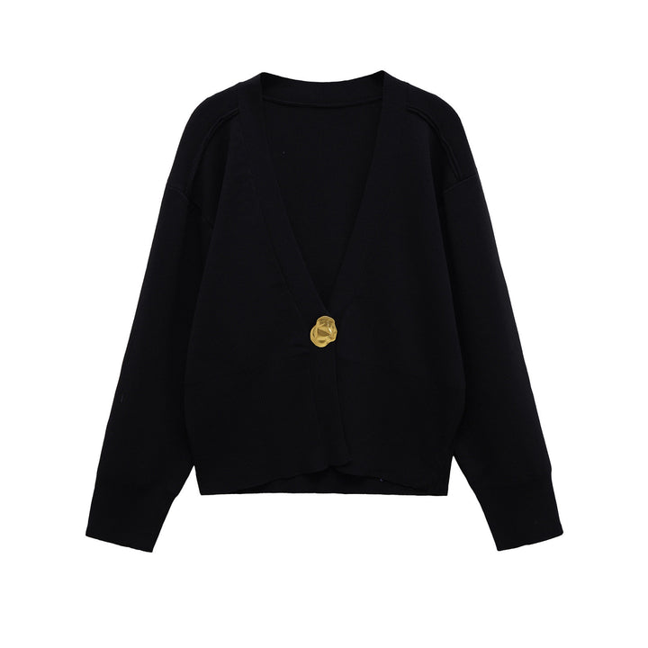 Women casual cardigan with stylish button details Lune London