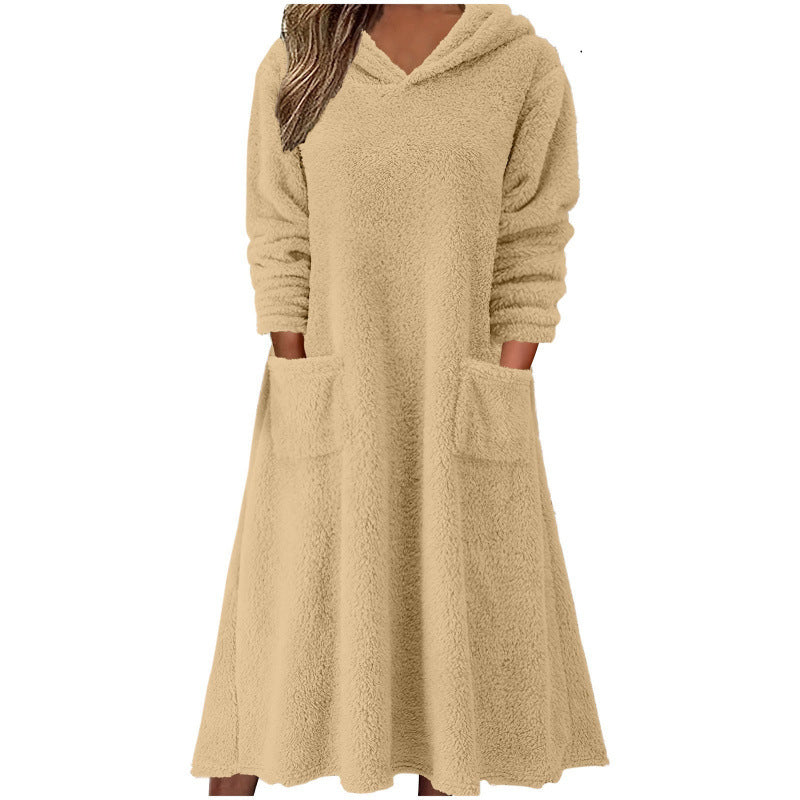 Comfortable polar dress for women with hood and practical pockets Lune London