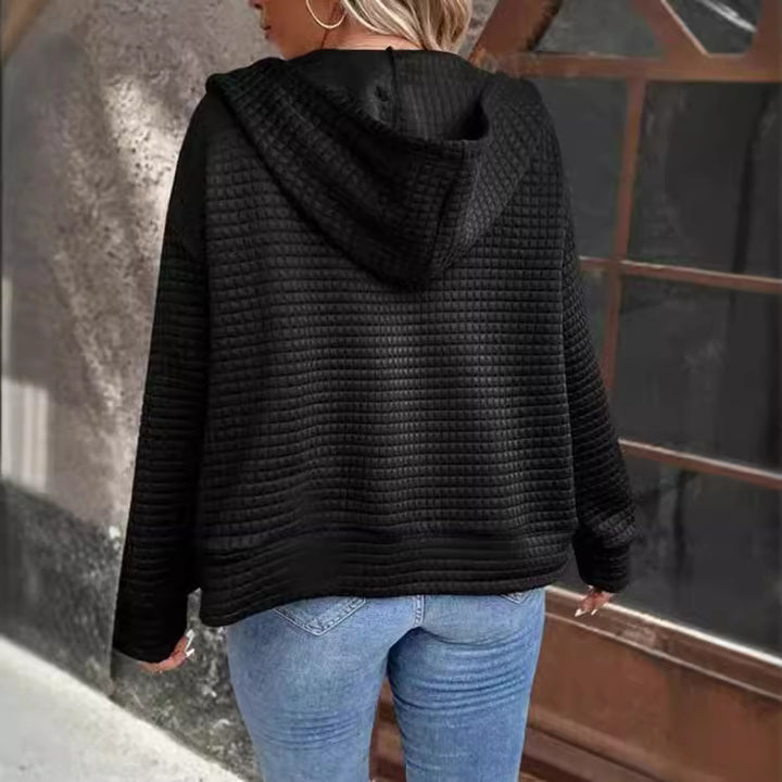 Cozy women's hoodie with zipper closure and textured design Lune London