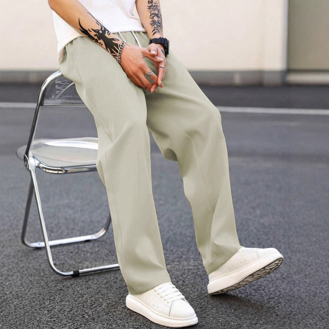 Men's Fashionable Leisure Pants with A Loose Fit and Elastic Waistband Lune London