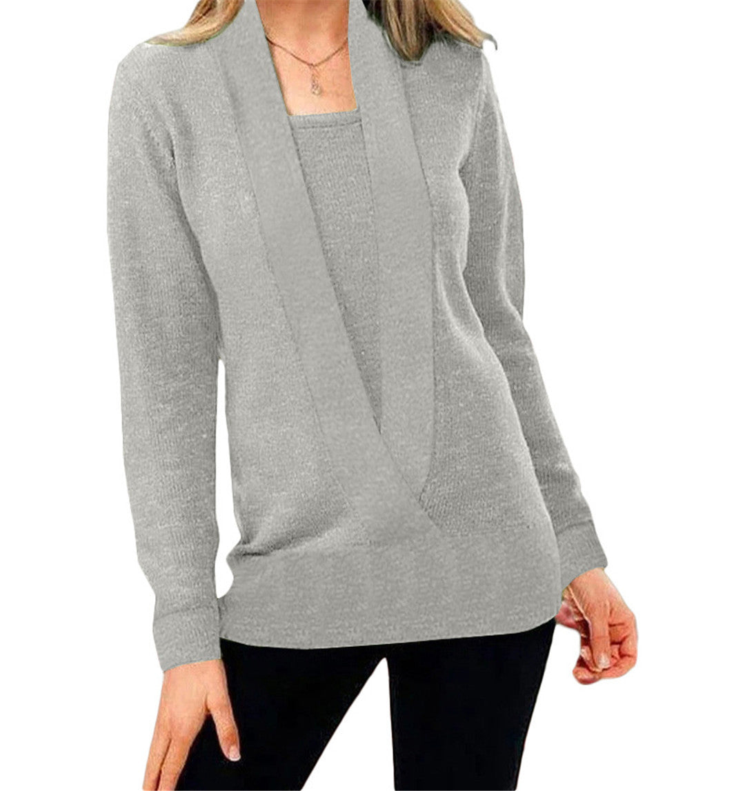 Elegant ladies knit top with deep V neckline and high-quality texture Lune London