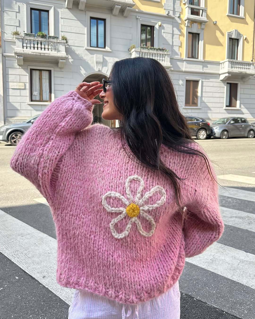 Casual knit sweater for women with floral pattern and oversized fit Lune London