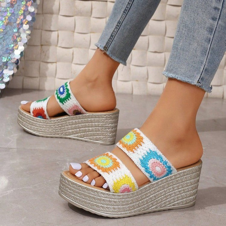 Women High-Quality Platform Sandals with Colorful Embroidered Design and Comfortable Insole Lune London